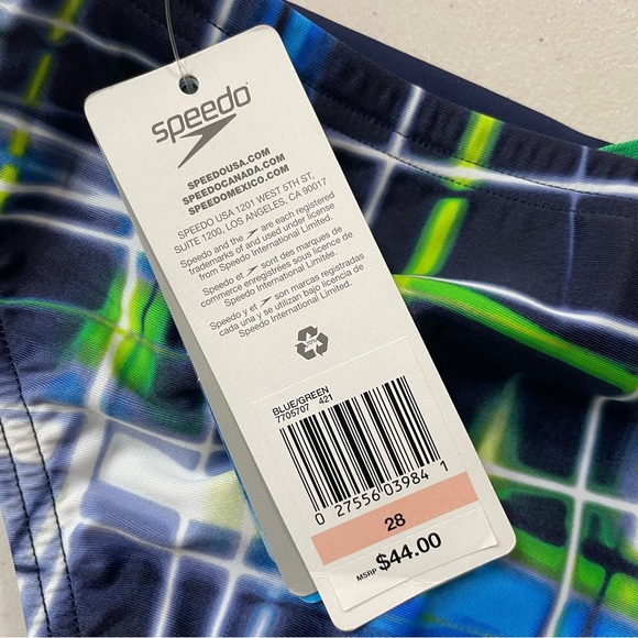 Speedo men’s swimming trunks Size 28 - Picture 9 of 9